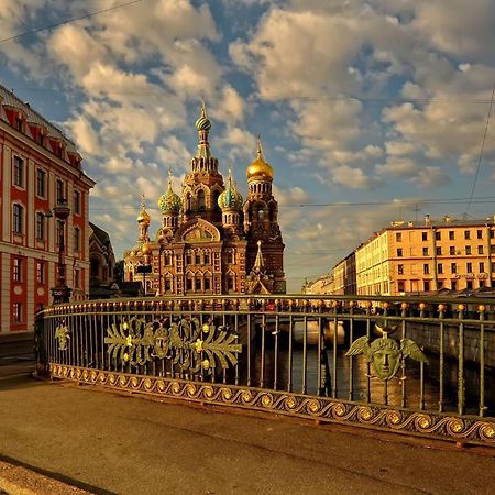 Griboedov House Bed & Breakfast Saint Petersburg Exterior photo